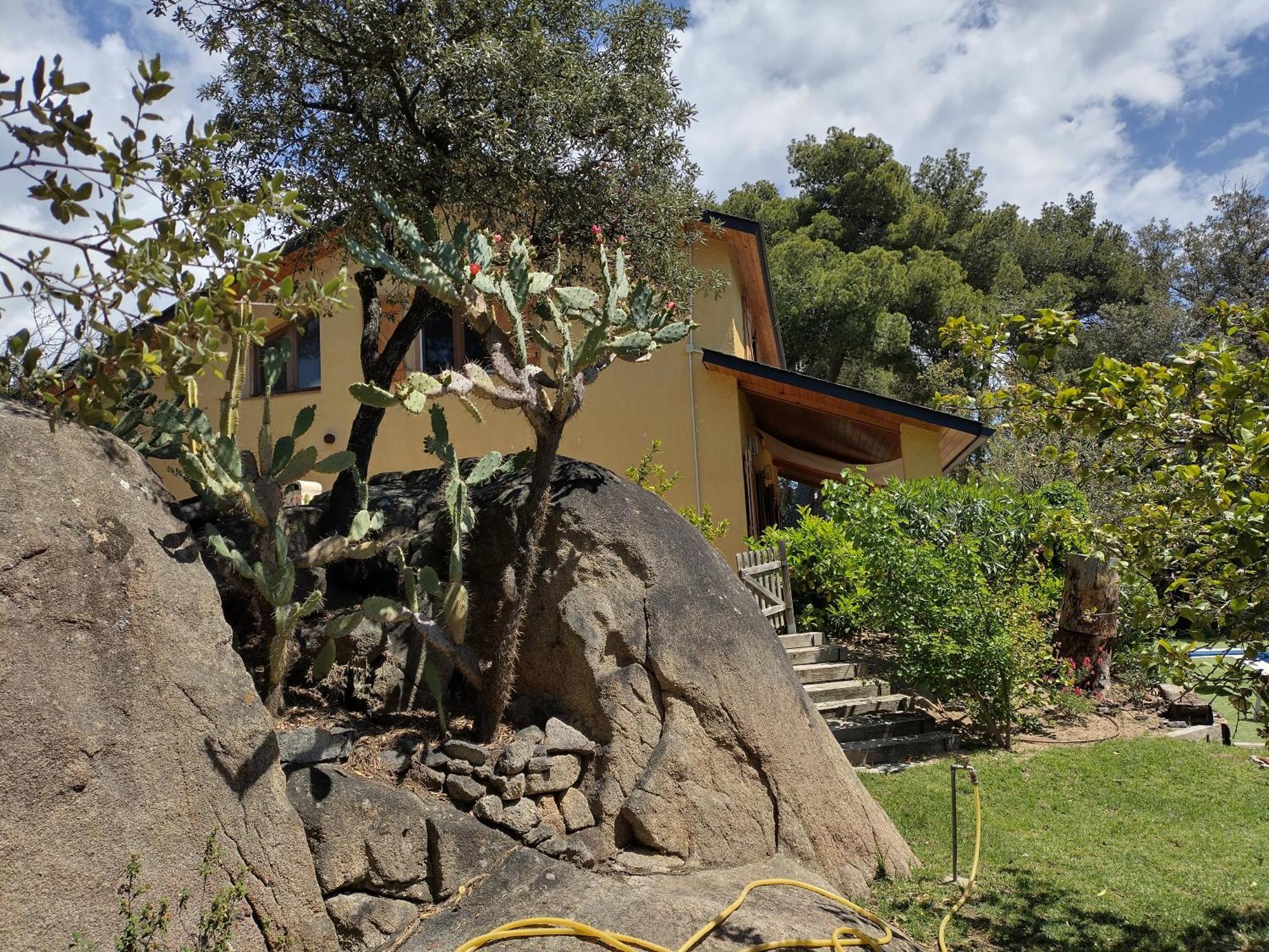 Villa Casa Feliz à Sant Cebrià de Vallalta Extérieur photo