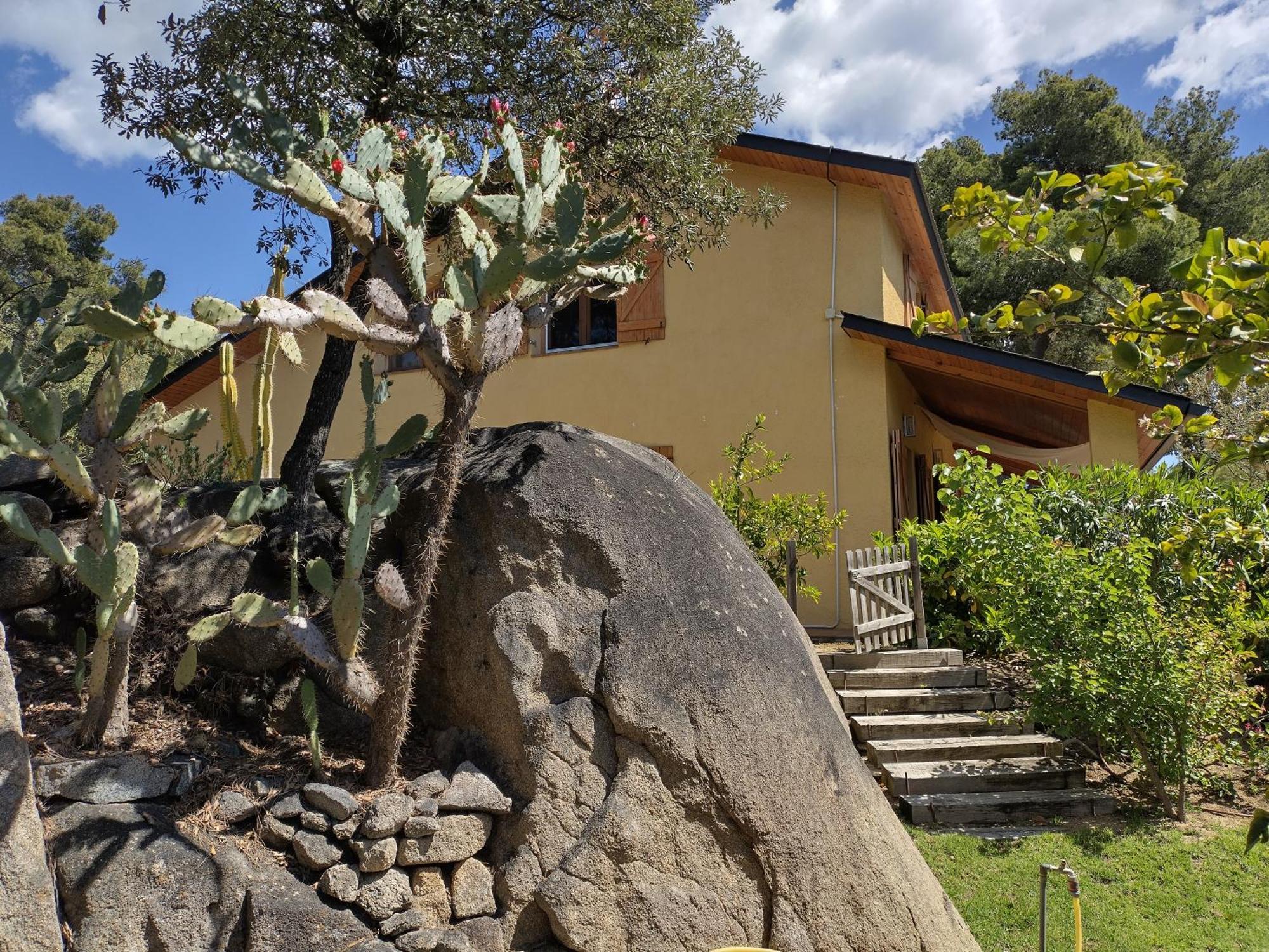 Villa Casa Feliz à Sant Cebrià de Vallalta Extérieur photo