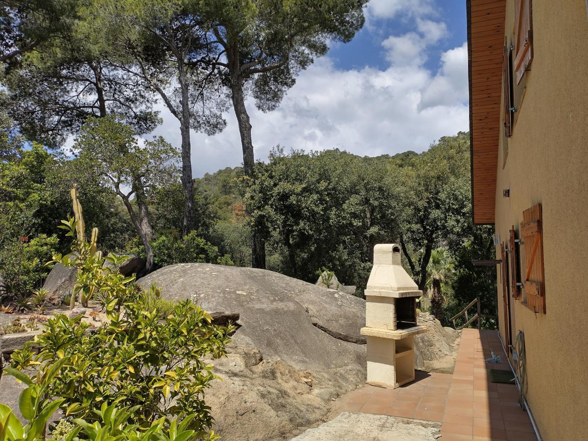 Villa Casa Feliz à Sant Cebrià de Vallalta Extérieur photo