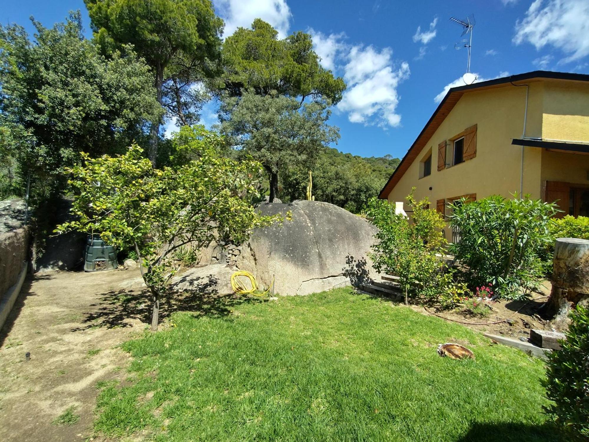 Villa Casa Feliz à Sant Cebrià de Vallalta Extérieur photo